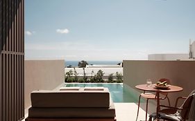 Enarma Suites & Spa Wellness Retreat